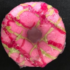 Handmade Doughnut shaped Bath Bomb